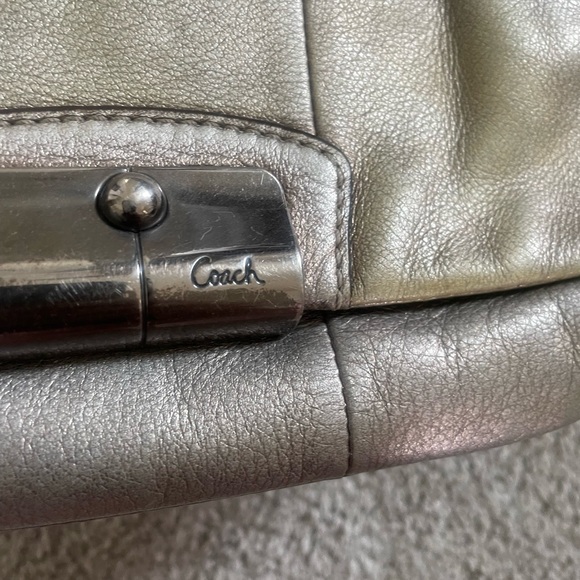 Coach mini purse - Picture 2 of 5